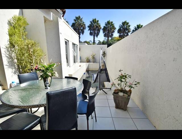 2 BEDROOM HOUSE FOR SALE IN MORNINGSIDE